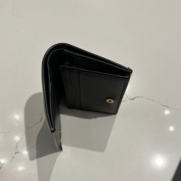 Gucci Bee Patterned Wallet in Brown and Gold - Picture 4 of 5